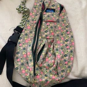 Kavu Floral Crossbody